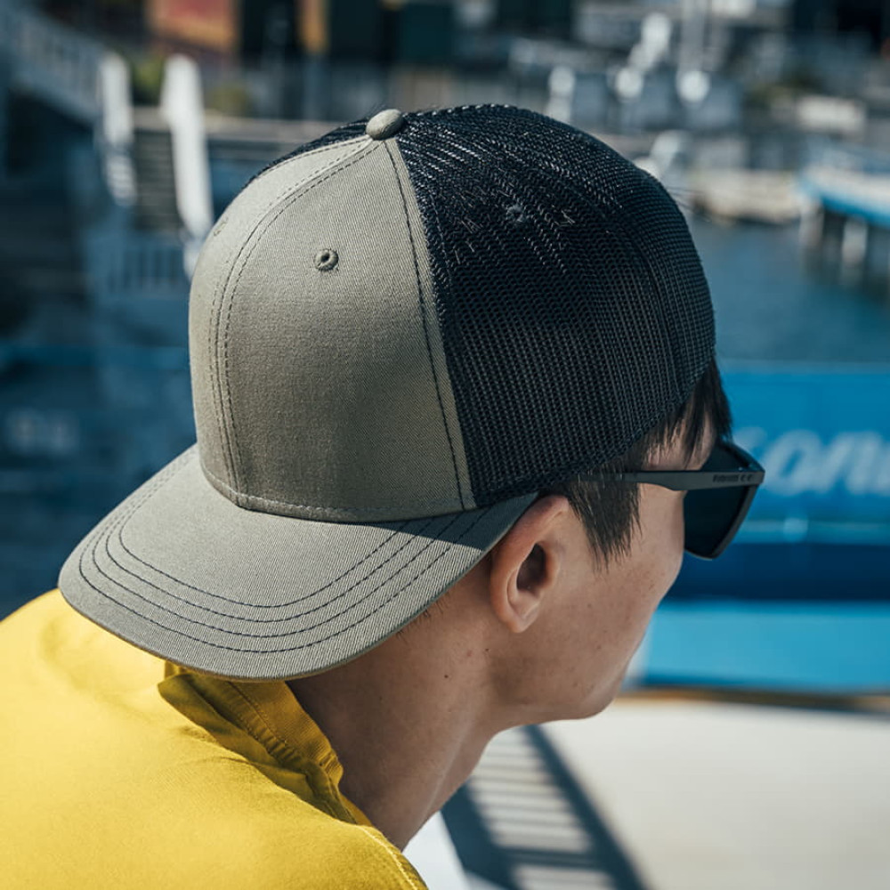 Бейсболка SONIC 280, 6 клиньев, пластиковая застежка, цвет желтый, черный